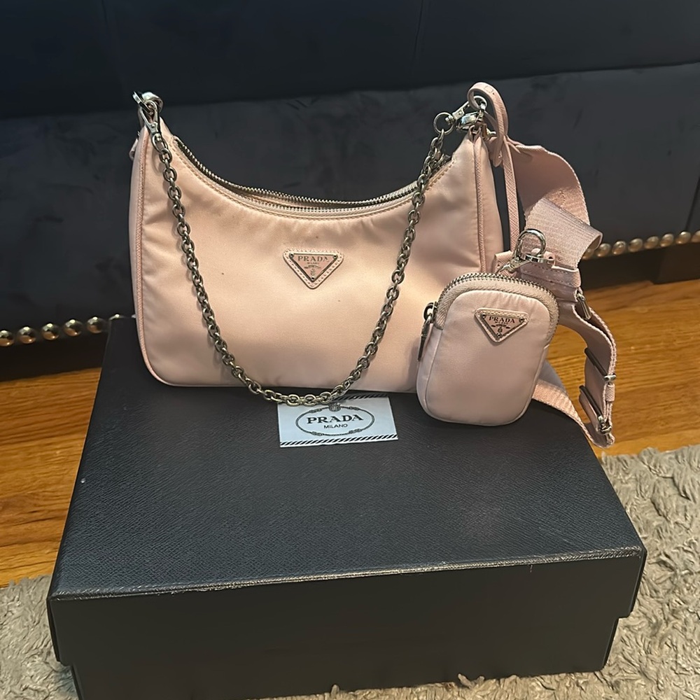 NEW Prada Re-Edition 2005 Re-Nylon bag LIMITED EDITION COLOR!